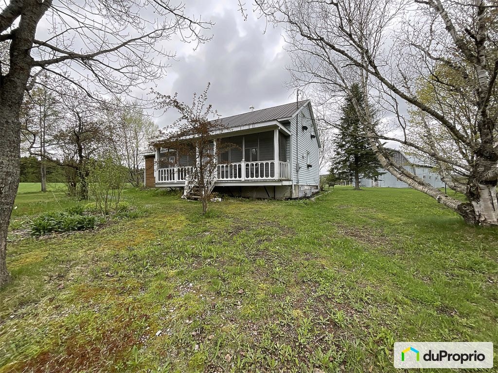 $319,000 - Square Foot - Country home in St-Leon-De-Standon — photo 2