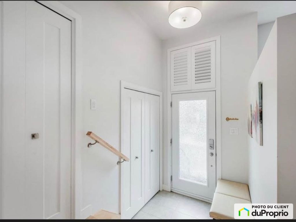 $579,000 - Townhouse for sale in Blainville — photo 2