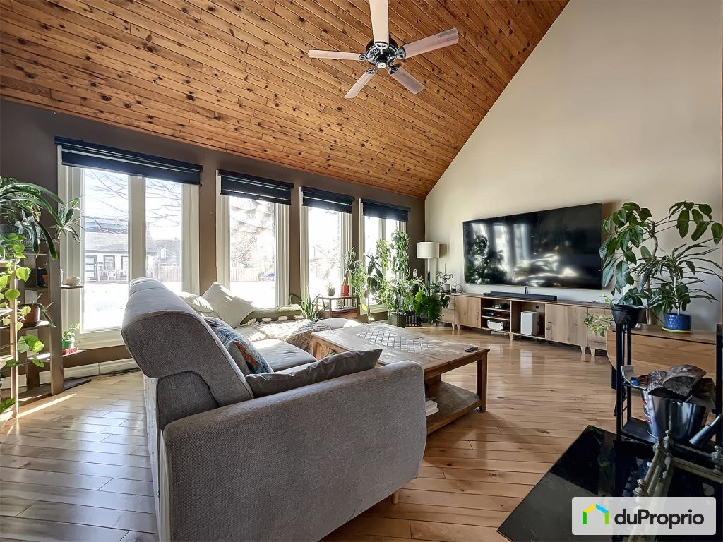 $599,000 - 2 Storey for sale in St-Augustin-De-Desmaures — photo 2
