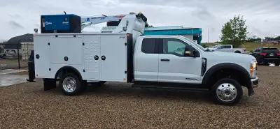 2025 F550 XLT Extended Cab Service Truck Brand New Unit. Full Factory Warranty 6.7L Diesel Powerstro...