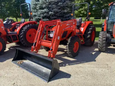 Iron Inventory Inc! RX7320 ROPS Tractor with KL7320 Loader 4 cyl 73 hp diesel engine, 63 hp pto , 24...