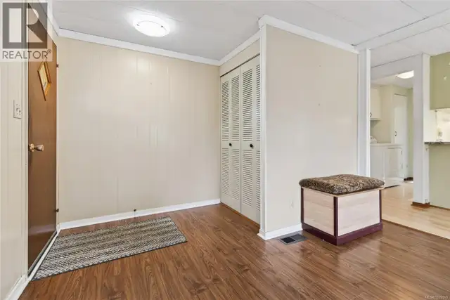 2619 Ulverston Ave Cumberland, British Columbia in Houses for Sale in Comox / Courtenay / Cumberland - Image 5