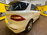 DRIVE WITH CONFIDENCE AND EFFICIENCY IN THIS ML 350 BLUETEC, POWERED BY A 3.0L V6 TURBO DIESEL ENGIN... (image 4)