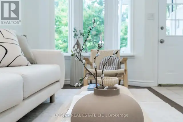 90 WALPOLE AVENUE Toronto (Greenwood-Coxwell), Ontario63006662576643122