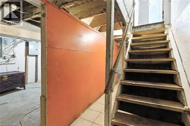 44 HOLTON Avenue N Hamilton, Ontario in Houses for Sale in Hamilton - Image 26