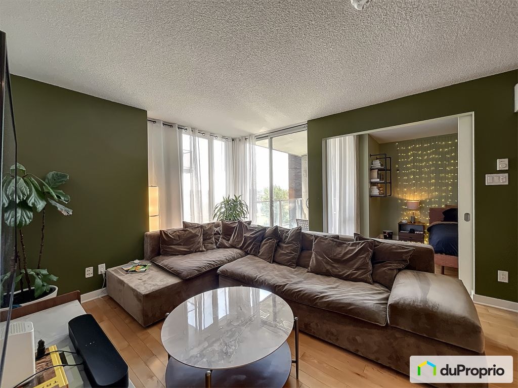 $370,000 - Condominium for sale in St-Leonard — photo 1