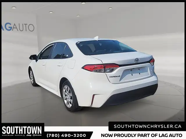 2023 Toyota Corolla LE523046161671802883