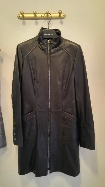 Black Leather Jacket Women's XS 2-Way Zipper & Detachable Lining, View more