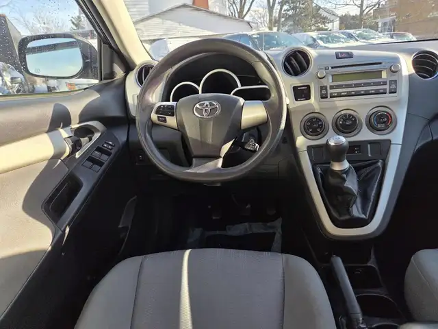 Toyota Matrix 2011 AUBAINE FIABILITE ECONOMIQUE | Cars & Trucks ...