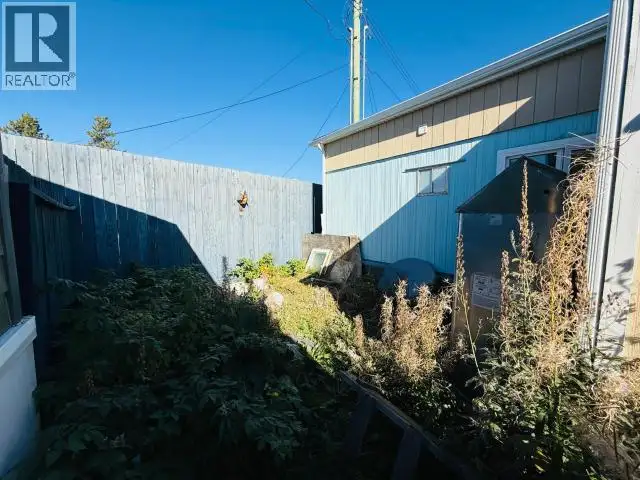 27-833 RANGE ROAD Whitehorse, Yukon in Houses for Sale in Whitehorse - Image 4