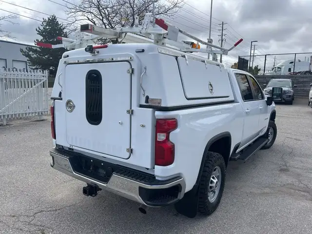 2020 Chevrolet SILVERADO 2500HD LT 4WD Crew Cab Cap Ladder Racks in Cars & Trucks in Oakville / Halton Region - Image 5