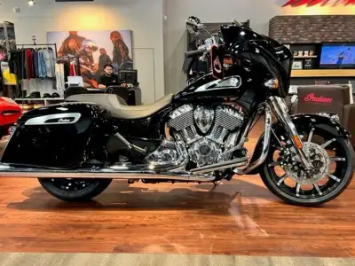 Black & Chrome never goes out of style! Save $$$ on this in-stock 2024 Indian Chieftain Limited! 202...