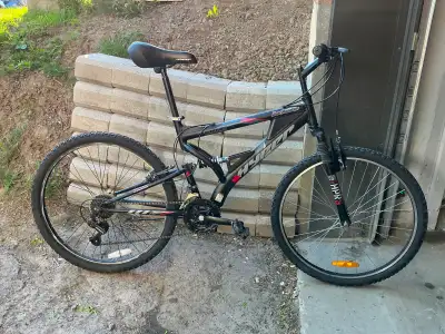 2 choix de vélo 26 pouce Ado et adult double supention, View more