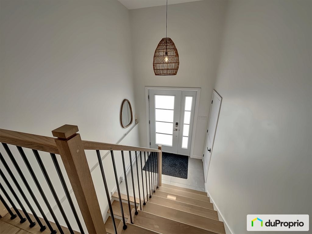 $399,000 - Semi-detached for sale in Ste-Anne-de-Beaupre — photo 3