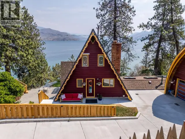 6431 Renfrew Road Peachland, British Columbia in Houses for Sale in Penticton - Image 5