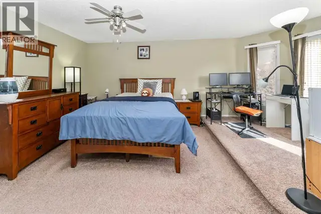 63 Hawkmount Green NW Calgary, Alberta in Houses for Sale in Calgary - Image 22