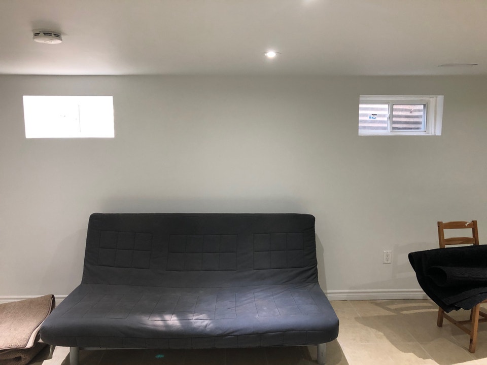 One-bedroom large Basement Apartment at Dundas/Winston Churchill 4