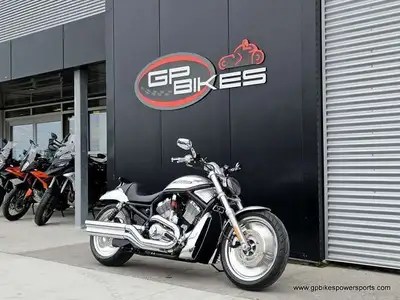 No money down.Credit approved in minutes* OACJust...CLICK HERE The Harley-Davidson VRSCB V-Rod is a...