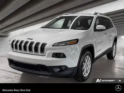 VUS polyvalent et pratique, offrant une bonne capacité 4x4 * Moteur 2,4 L 4 cylindres * Transmission...