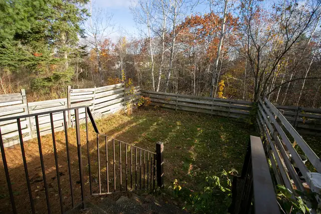 Crystal Heights Townhouses - Renovated 3 Bedroom Townhouse House in Long Term Rentals in Sault Ste. Marie - Image 18