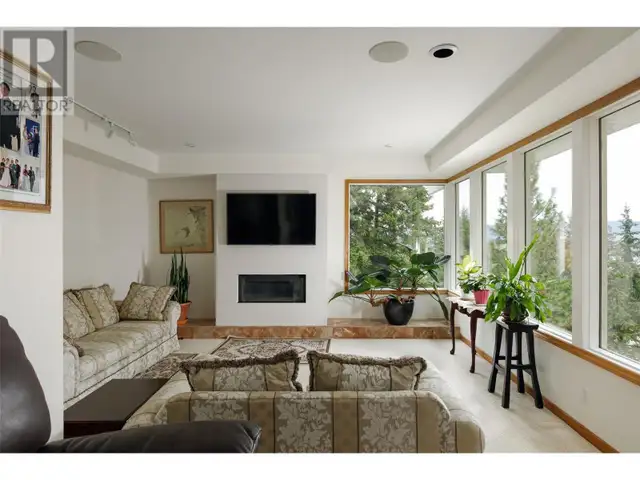 1642 West Kelowna Road West Kelowna, British Columbia in Houses for Sale in Kelowna - Image 25