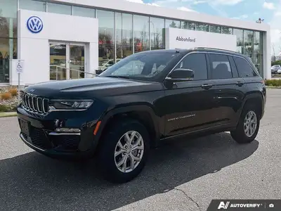 This Jeep Grand Cherokee delivers a Regular Unleaded V-6 3.6 L/220 engine powering this Automatic tr...