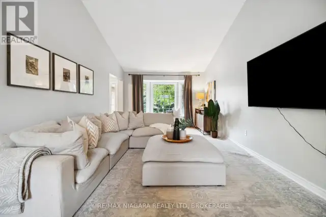 7955 HARVEST CRESCENT Niagara Falls (Ascot), Ontario in Houses for Sale in St. Catharines - Image 11