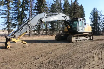 2018 John Deere 300G LC, View more