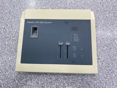 Roland CP-40 Pitch to MIDI Converter, View more