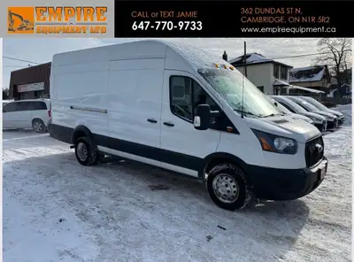 CLEAN CARFAX - 3.5L 6 CYL - AUTO - REAR WHEEL DRIVE - A/C - AM/FM - POWER WINDOWS - POWER LOCKS - PO...