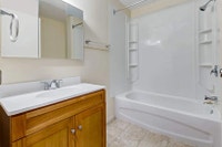 Amenities: Great Location • Large Common Area • Wheelchair Access Suite & Building: Spacious and new... (image 6)