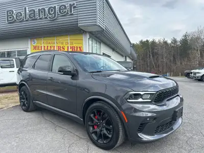 6.4L 392 Hemi!! No reported accident. Loaded with leather, sunroof, memory seat, Harman/Kardon sound...