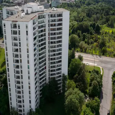 Suite 1A - Available (Price $1900) This suite is perfort for a single person or a couple. The spacio...