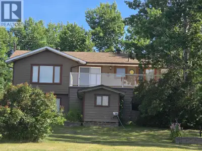 Enjoy peaceful country living with beautiful views in this immaculately cared for home set on 0.95 a...