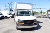 2025 GMC Savana 10 KM / CAMION NEUF / 2025 GMC SAVANA 3500 CUBE 14 PIEDS + DECK AVANT / ROUE SIMPLE... (image 6)