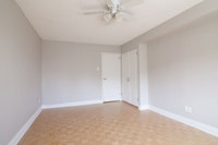 Akelius one bedroom apartment for rent. Located near Drummond and Sherbrooke in the Downtown - McGil... (image 5)