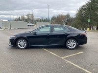 This Toyota Camry has a strong Gas 4cyl 2.5 L engine powering this Automatic transmission. Power Dri... (image 9)