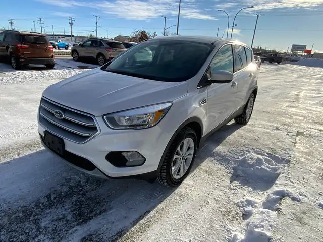 2019 Ford Escape SE AWD | Ford Pass | Heated Front Seats | Blue  in Cars & Trucks in Regina - Image 4