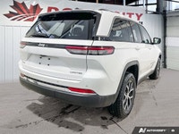This Jeep Grand Cherokee delivers a Regular Unleaded V-6 3.6 L/220 engine powering this Automatic tr... (image 4)
