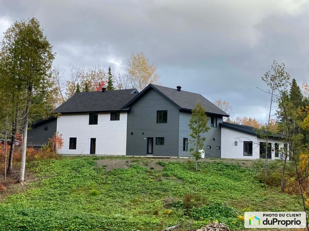 $1,495,000 - 2 Storey in Rimouski (Ste-Blandine/Mont-Lebel) — photo 2