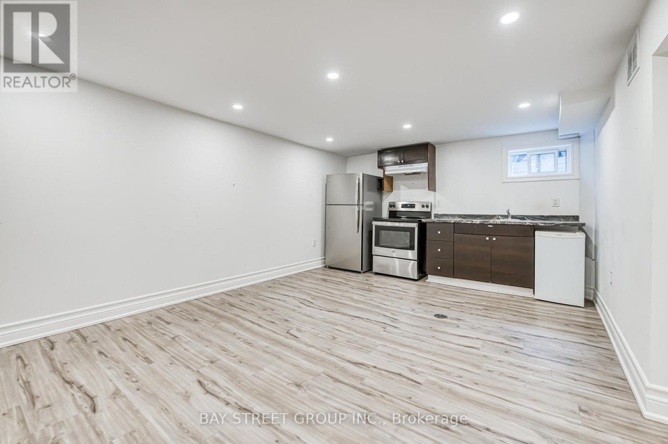 BSMT - 99 CHERRYWOOD DRIVE Newmarket (Bristol-London), Ontario 5