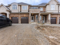 MOTIVATED SELLER! Luxury Townhome For Sale In Hillpark Hamilton