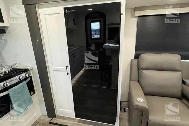 2025 VENTURE RV STRATUS 241VRK in Travel Trailers & Campers in Calgary - Image 19