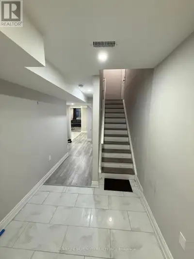 58 LANARK CIRCLE NW Brampton (Credit Valley), Ontario