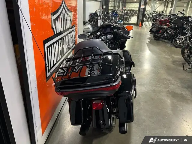 2024 Harley-Davidson FLTRK - Road Glide(TM) Limited in Sport Touring in Calgary - Image 5