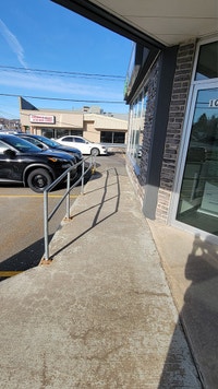 Local A1- 25 boul. Taché Ouest (route 132), Montmagny, G5V 2Z9 3020$ par mois de base + frais commun... (image 4)