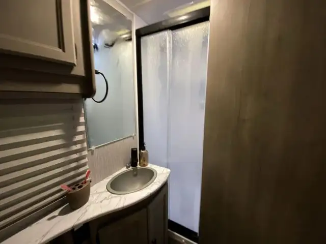 2023 Coachmen RV Freelander 29KB in RVs & Motorhomes in Dawson Creek - Image 12