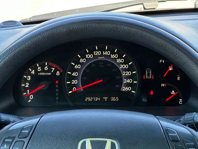 2005 Honda Odyssey EX-L: Leather*Sunroof* in Cars & Trucks in Calgary - Image 19