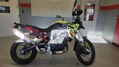 BMW F900GS in the vibrant São Paulo Yellow with premium features including Akropovic exhaust Keyless...