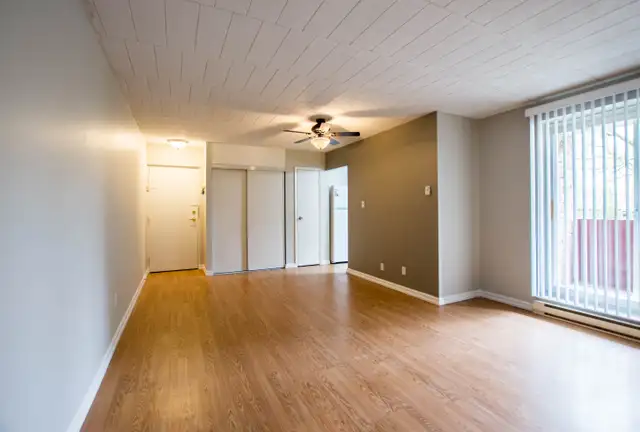 COLLINGWOOD: OAKVIEW COURT APTS - 1 & 2 Bedroom Suites Now Avail in Long Term Rentals in Barrie - Image 6